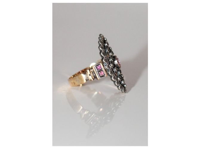 Autre Marque Anello Marquise in Oro Giallo con Ametista e Marcasite D'oro - vista 4