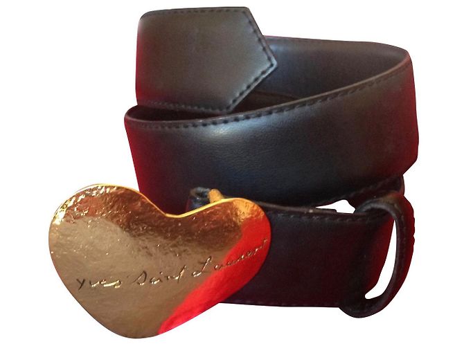 Yves Saint Laurent COEUR 743 - vue 2