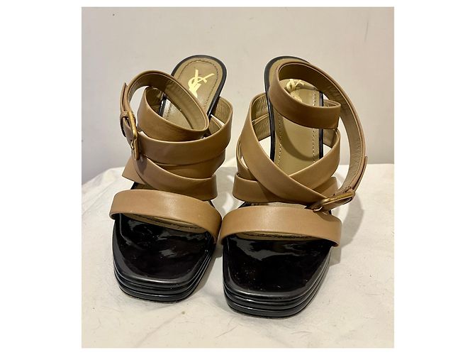 Yves Saint Laurent YSL splendidi sandali avvolgenti alla caviglia Marrone Caramello - vista 2