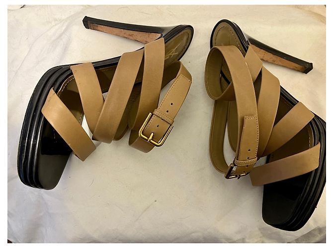 Yves Saint Laurent YSL splendidi sandali avvolgenti alla caviglia Marrone Caramello - vista 9