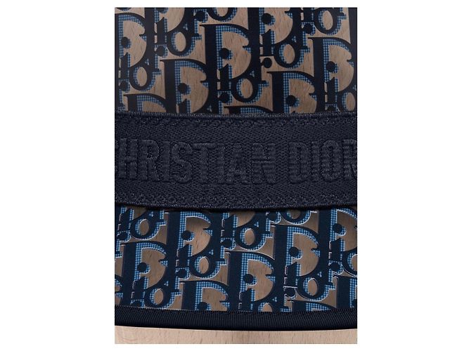 Cappello Christian Dior Oblique Blu PVC Trasparente - vista 4