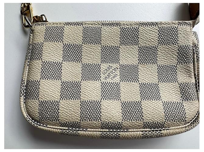 Louis Vuitton Mini accessori per pochette Blu - vista 8