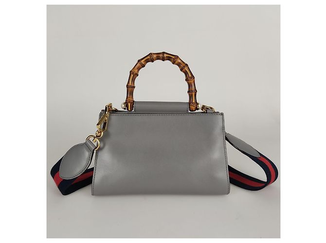 Borsa a spalla Gucci Bamboo Nymphaea in pelle grigia - vista 3