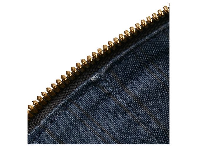 Louis Vuitton Monogram Blue Empreinte Lumineuse PM Blu navy - vista 11