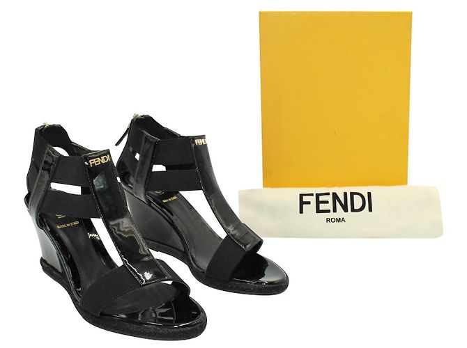 Fendi Sandales compensées noires Vernice - vue 8