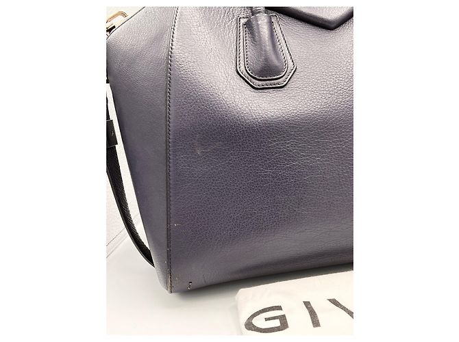 Borsa a mano Givenchy Antigona in pelle blu scuro - vista 3