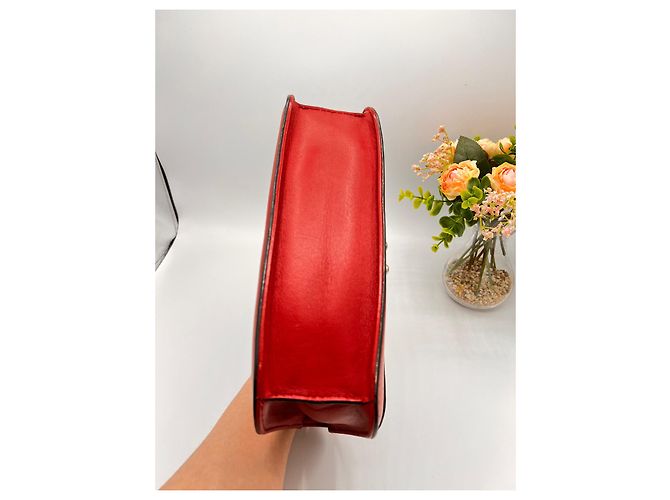 Clutch Valentino Garavani Glam Lock Rossa in Pelle - vista 16