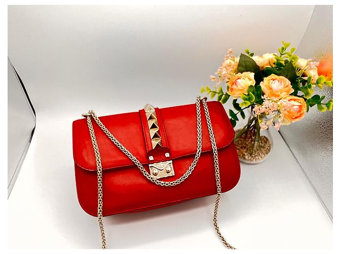 Clutch Valentino Garavani Glam Lock Rossa in Pelle - vista 2