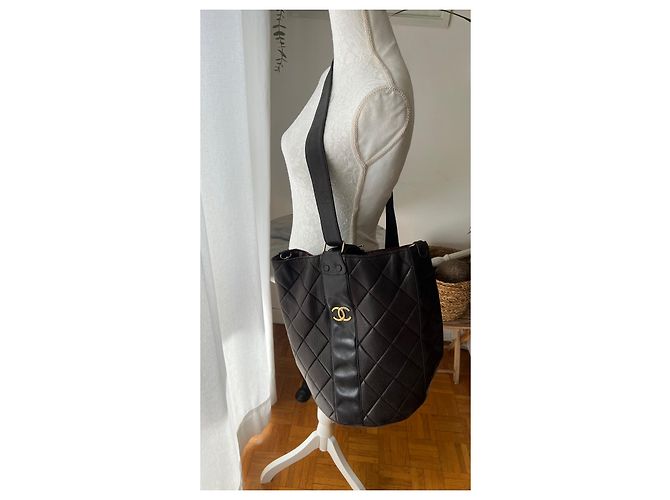 Mochila Chanel em couro acolchoado marrom escuro Castanho escuro - vista 7