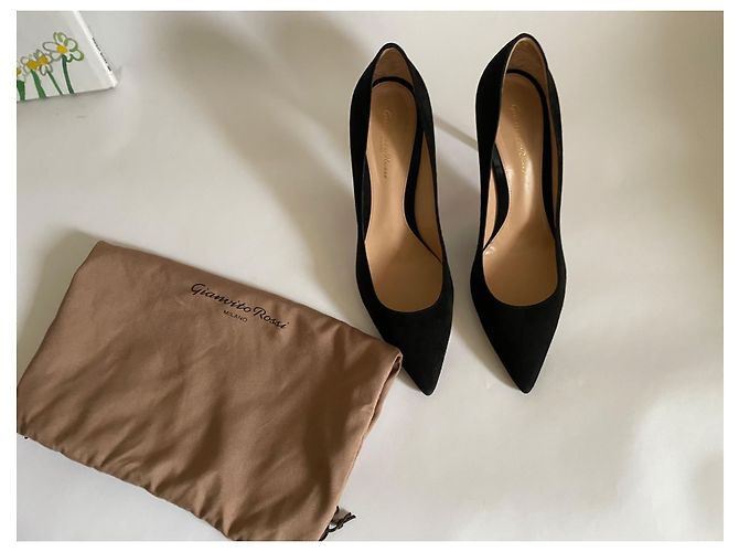 Décolleté Gianvito Rossi in scamosciato nero 85mm - vista 8
