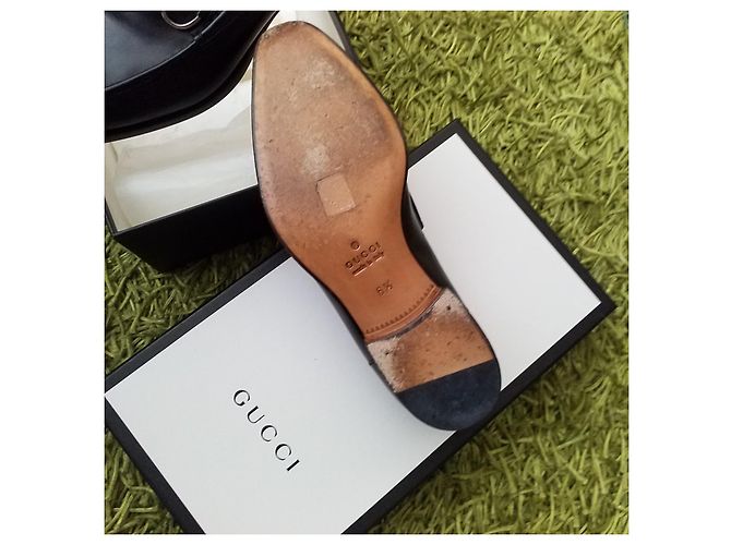 Mocassini Gucci in pelle nera Nero - vista 3