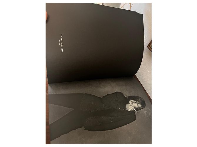 Libro Chanel The Little Black Jacket Nero Grigio - vista 3