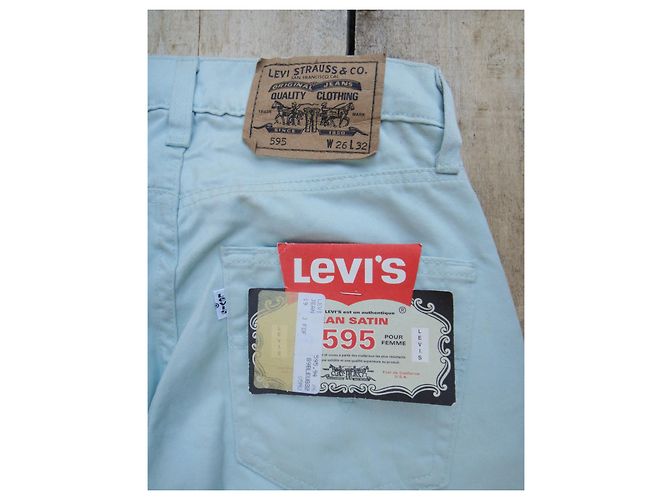 Levi's-Jeans 525 T 34 neue Bedingung Hellblau - Ansicht 3