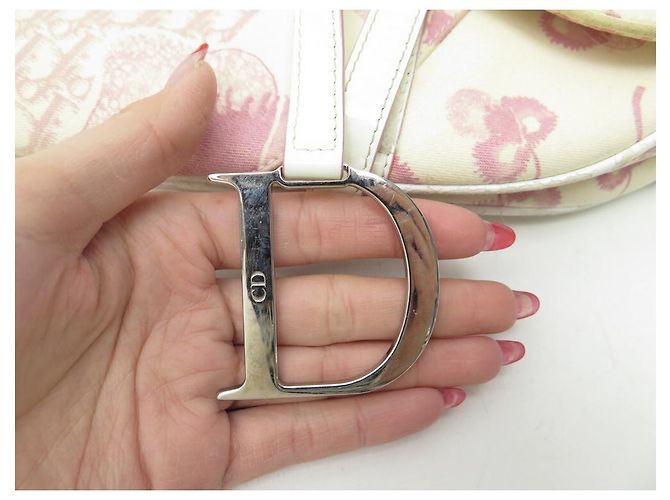 CHRISTIAN DIOR SADDLE WHITE ROSA FIORI E BORSA A MANO MONOGRAM - vista 3