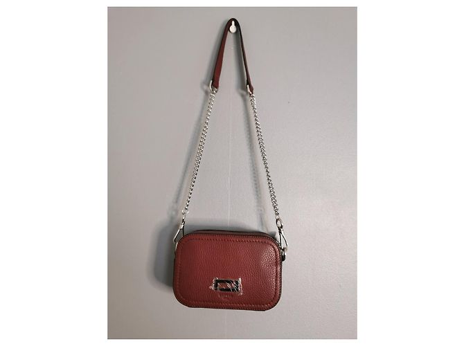 Borsa a tracolla Lancel in pelle martellata bordeaux Bordò Silver hardware - vista 9