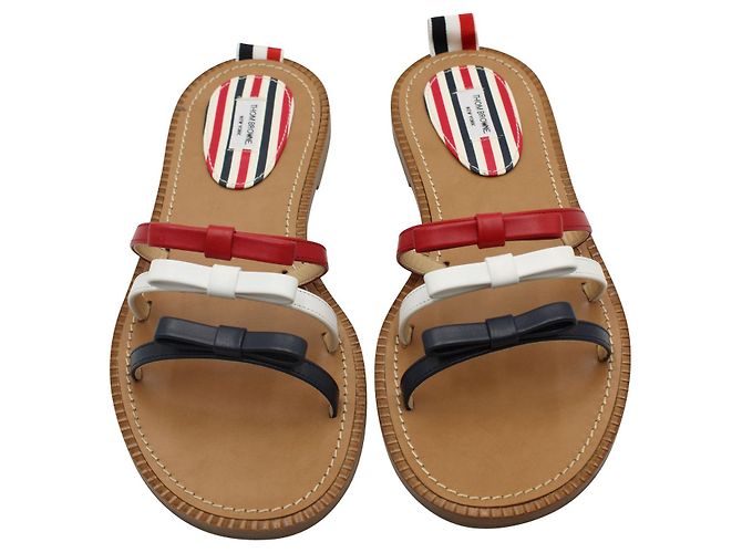 Thom Browne rosso, Sandali con fiocco in pelle bianca e blu - vista 3