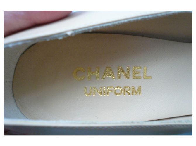 CHANEL Nuove décolleté bicolore T39C Beige - vista 2