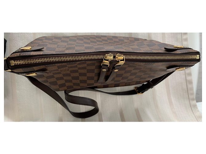 Bolsa transversal Louis Vuitton marrom de couro e tecido - vista 2