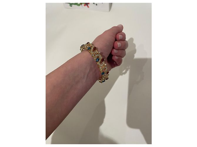 Autre Marque Goldfarbenes Armband mit Kristallen und grünen und roten Steinen Golden - Ansicht 15