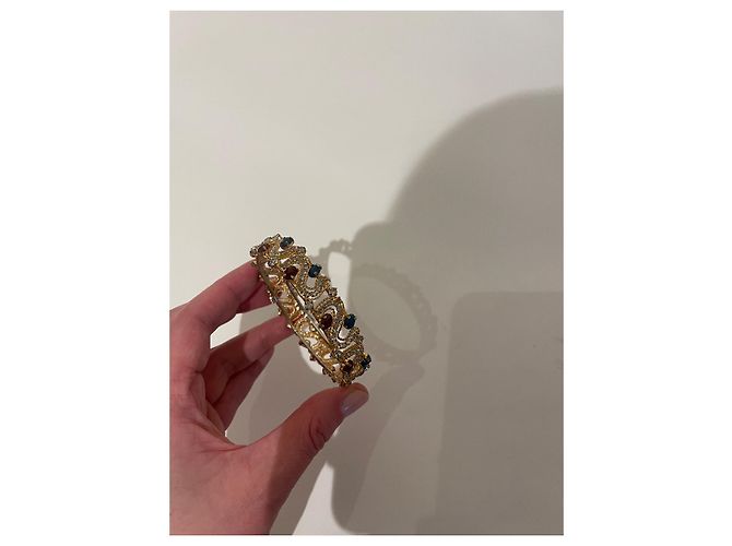 Autre Marque Goldfarbenes Armband mit Kristallen und grünen und roten Steinen Golden - Ansicht 3