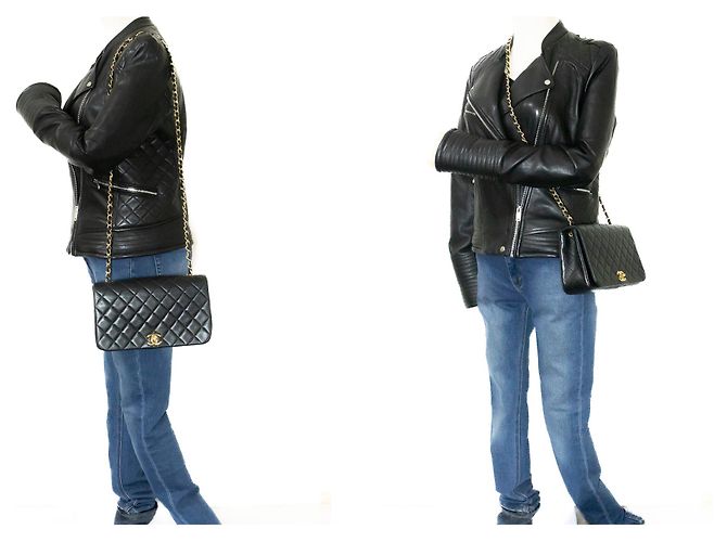 CHANEL Bolsa de Ombro com Aba Completa em Pele de Cordeiro Preto Acolchoado - vista 12
