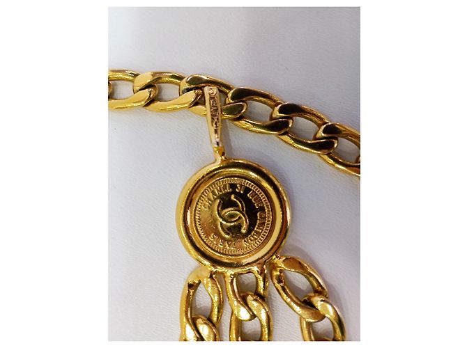 Chanel Kettengürtel in Gold mit 3 Medaillons 85 cm Golden - Ansicht 4