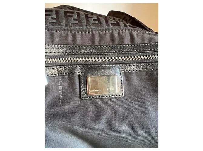 Baguette Borsa a mano Fendi Mama Wand in tessuto nero - vista 3