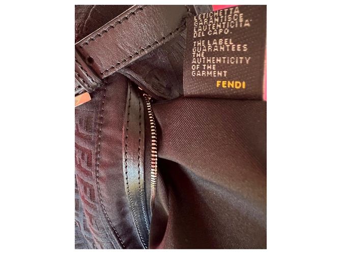 Baguette Borsa a mano Fendi Mama Wand in tessuto nero - vista 4