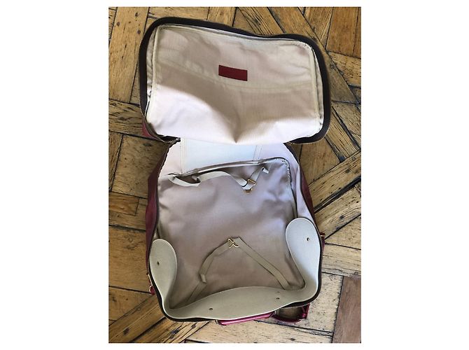 Louis Vuitton American's Cup Red Rubber Suitcase - view 6