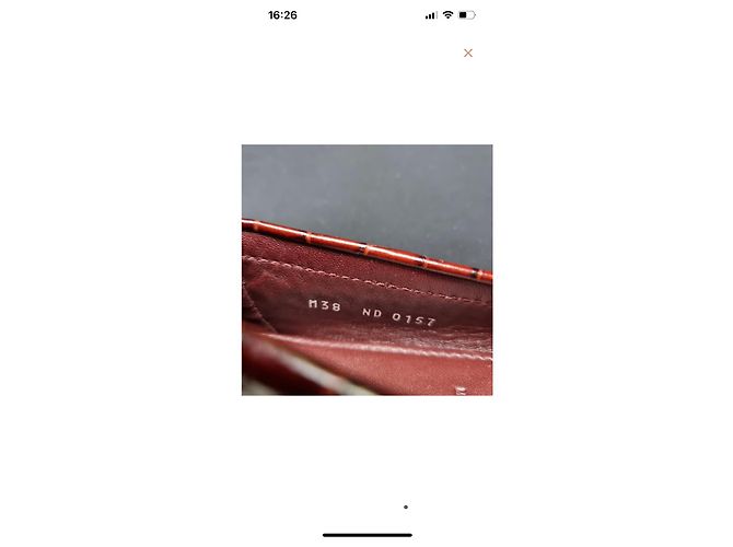 Ballerine Louis Vuitton in vernice rosso scuro Bordò - vista 6