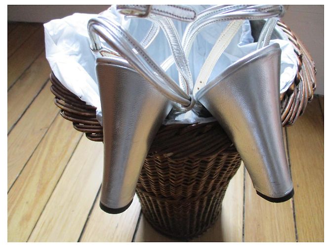 Christian Dior Scarpe in pelle argento, 36,5. - vista 4