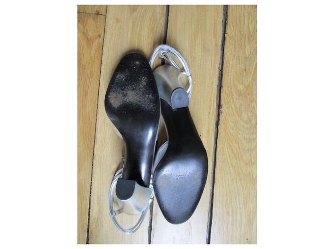 Christian Dior Scarpe in pelle argento, 36,5. - vista 5