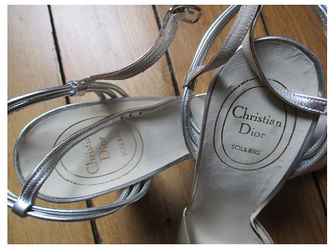 Christian Dior Scarpe in pelle argento, 36,5. - vista 6
