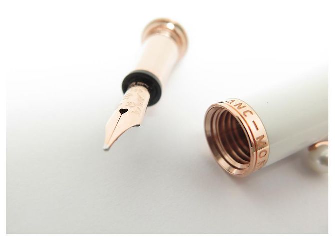 NUEVA PLUMA MONTBLANC MUSAS MARILYN MONROE MB117884 EDICIÓN BOLIGRAFO PERLA - vista 2