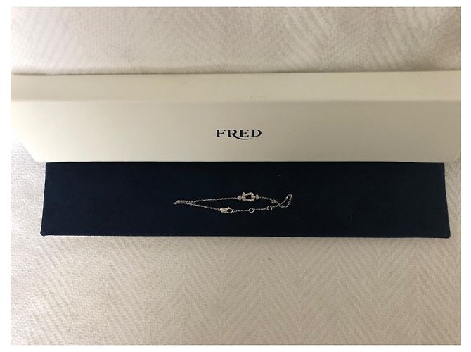Fred Gewalt 10 Weißgold kleines Modell - Ansicht 5