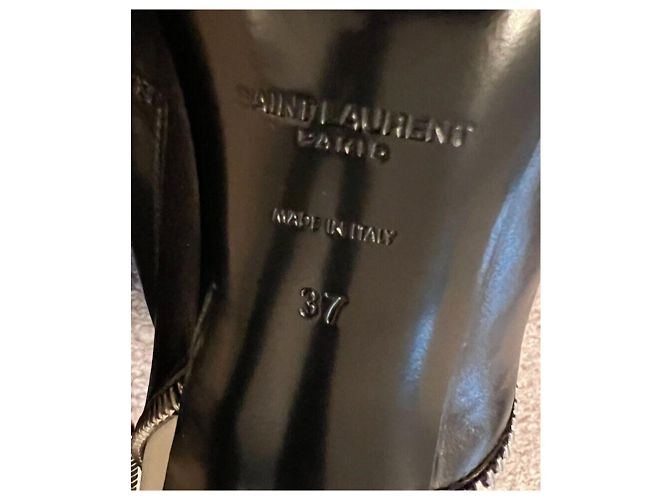 Saint Laurent Clássica Paris 110 Ankle boot com zíper em couro preto marfim Branco - vista 2