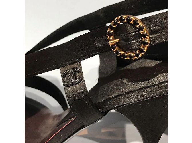 Sandali CHANEL T.EU 37.5 Tessuto Nero - vista 5