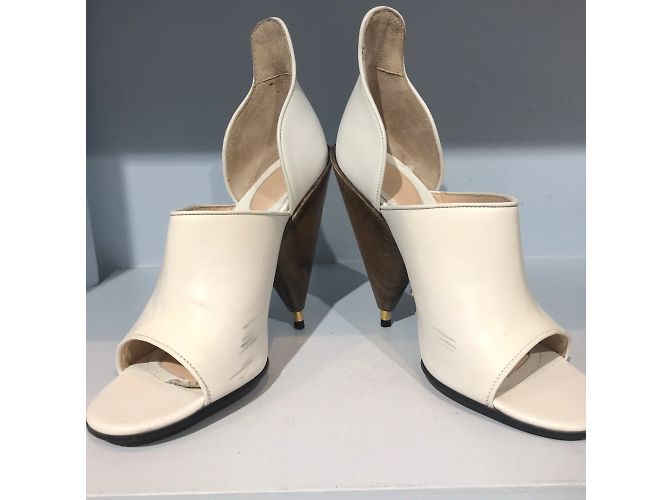 GIVENCHY Sandalen T.EU 37 Leder Weiß - Ansicht 3
