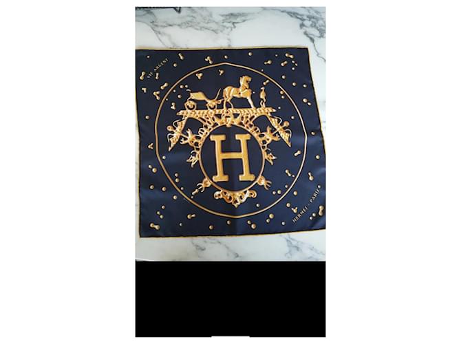 Sciarpa Hermès Gavroche in seta Oro Blu navy D'oro - vista 2