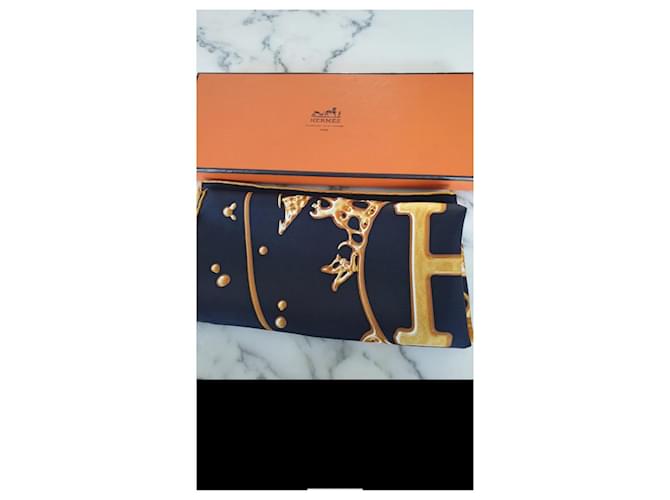 Sciarpa Hermès Gavroche in seta Oro Blu navy D'oro - vista 6