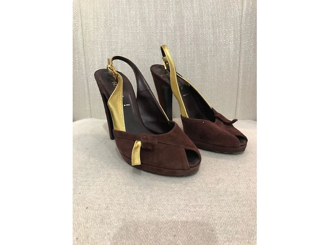 Tacchi PRADA T.EU 37 Camoscio Marrone - vista 2