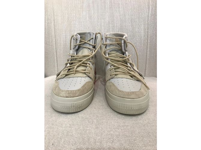 Off White OFF-WHITE Sneakers T.EU 38 Leder Beige - Ansicht 4
