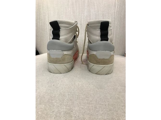 Off White OFF-WHITE Sneakers T.EU 38 Leder Beige - Ansicht 6