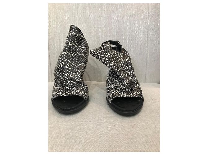 Sandali BALENCIAGA T.EU 37 Pelli esotiche Nero - vista 2