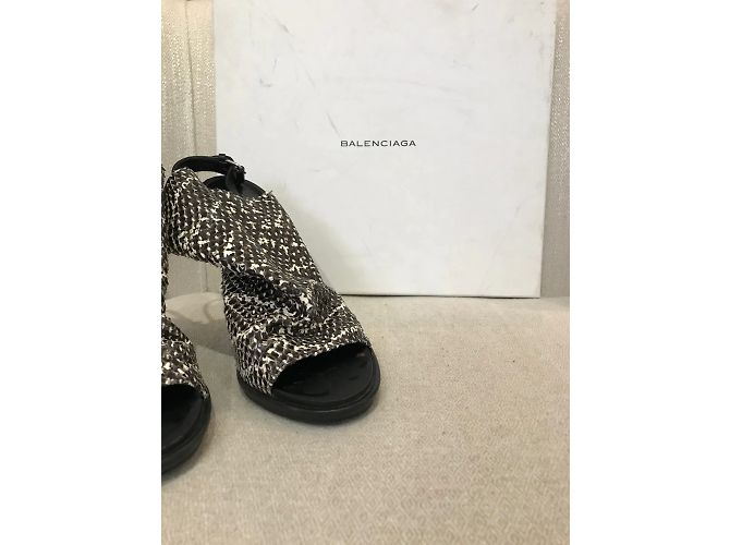 Sandali BALENCIAGA T.EU 37 Pelli esotiche Nero - vista 7