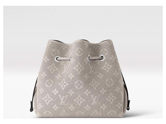 Louis Vuitton Bella Mahina Leather Handbag Grey - view 2