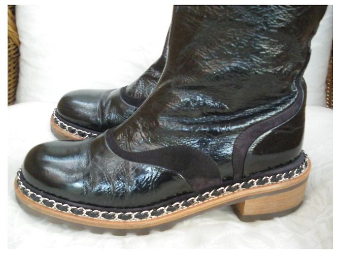 Stivali Chanel in vernice nera Nero - vista 2