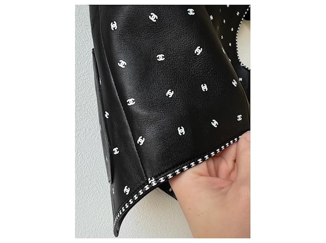 Chanel LOGO CC ärmellose Lederweste schwarz - Ansicht 12