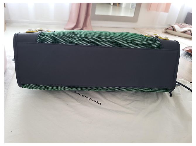 City Bolsa Balenciaga Verde e Amarela - vista 14