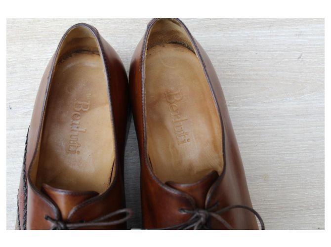 CHAUSSURE BERLUTI RAPIECE RIPRESA EN CUIR SCRITTA 10 / 44 SUPER CONDIZIONI SCARPE DA UOMO Multicolore - vista 9